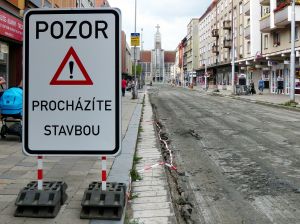 Velkou rekonstrukcí si v minulosti prošla i Dukelská ulice